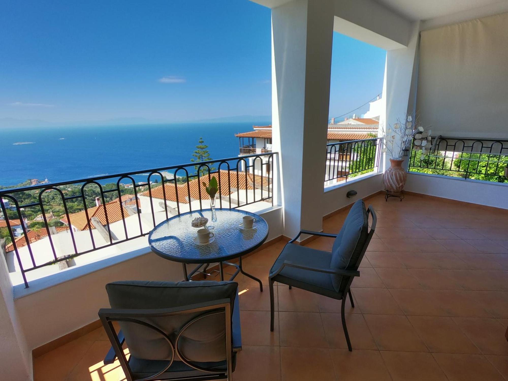 Horizon Studios With Sea View - Free Parking Глосса Экстерьер фото
